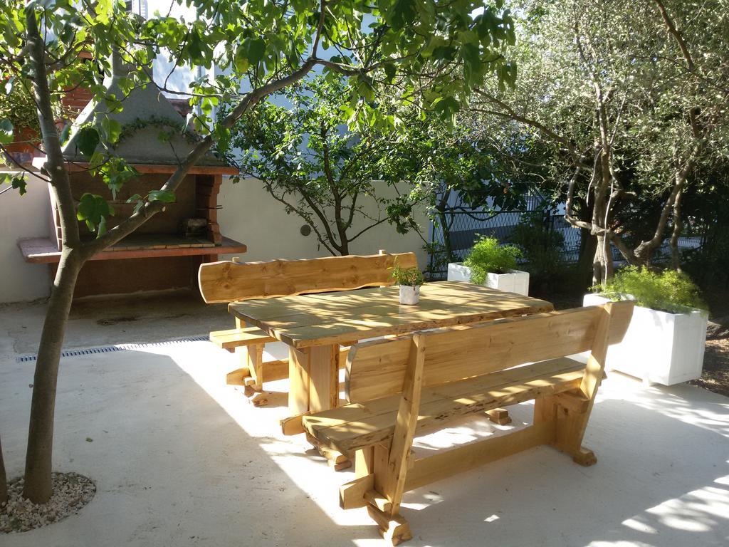 Olive Garden Apartments Poljica  エクステリア 写真