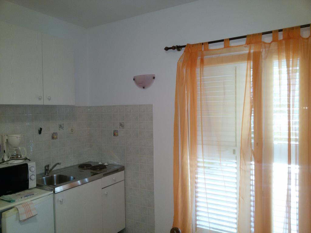 Olive Garden Apartments Poljica  エクステリア 写真